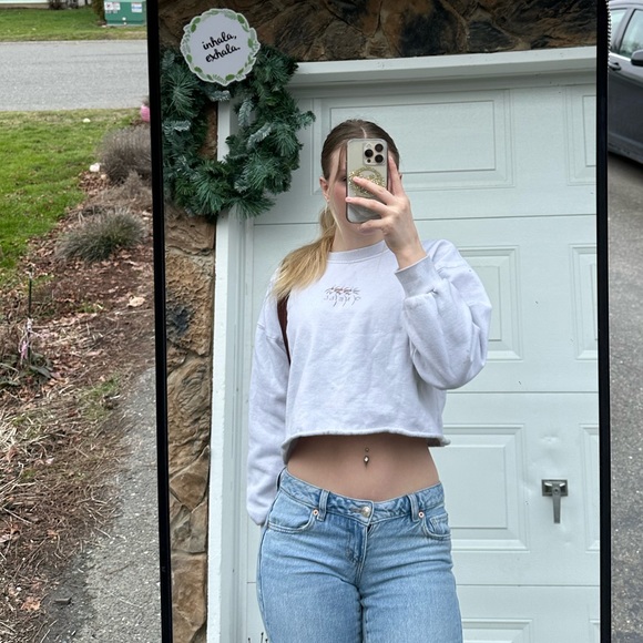 Cropped O’Neil crew neck, cute, casual, comfy - Picture 2 of 4